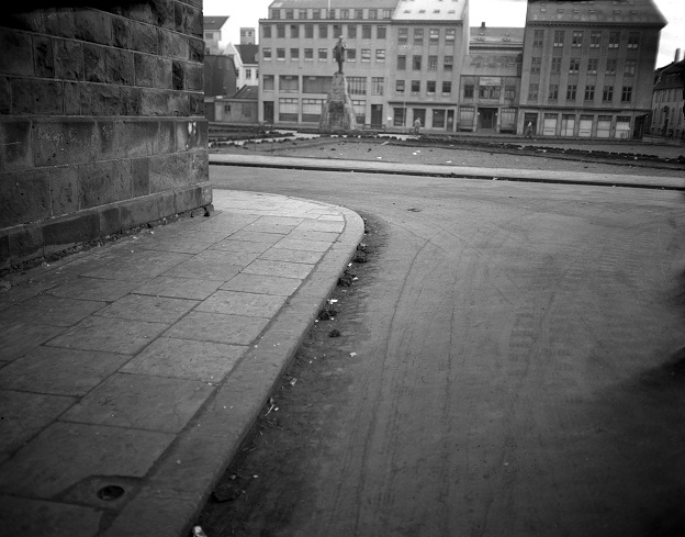 1949-althingi-side-street