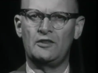 Sjáandinn Arthur C Clarke spáir um framtíðina árið 2000