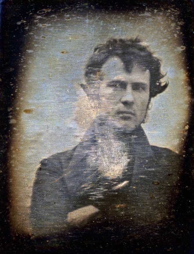 Fyrsta „selfie“ ljósmyndasögunnar var tekin 1839