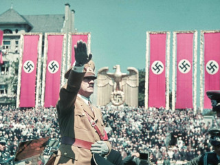 Eina upptakan með „venjulegu“ rödd Hitlers