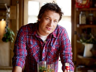 Jamie Oliver eldar þunnur eftir villt klúbbakvöld