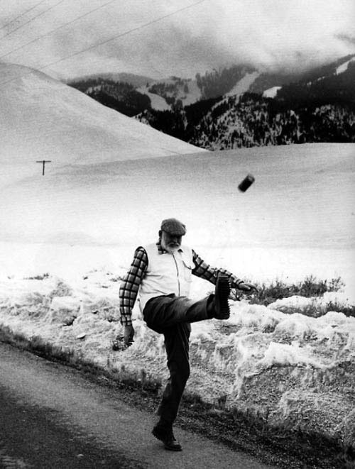 Hemingway og bjórdós, Idaho 1960